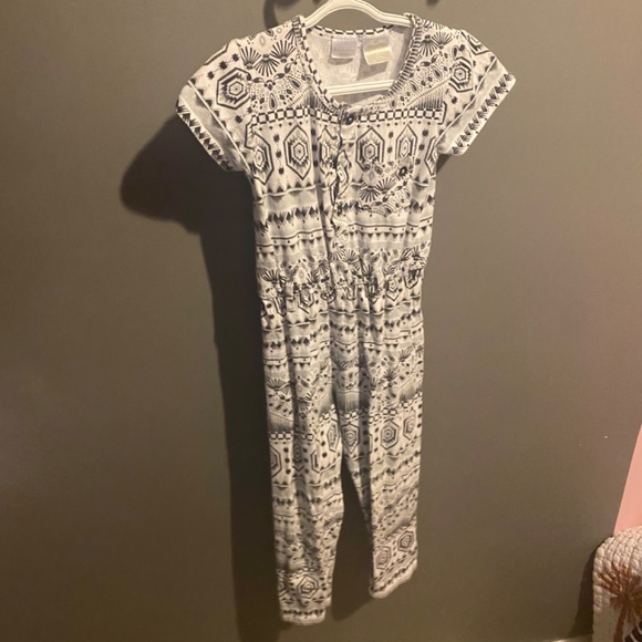 Kardashian Kids | Short Sleeve Jumpsuit - Picture 4 of 4